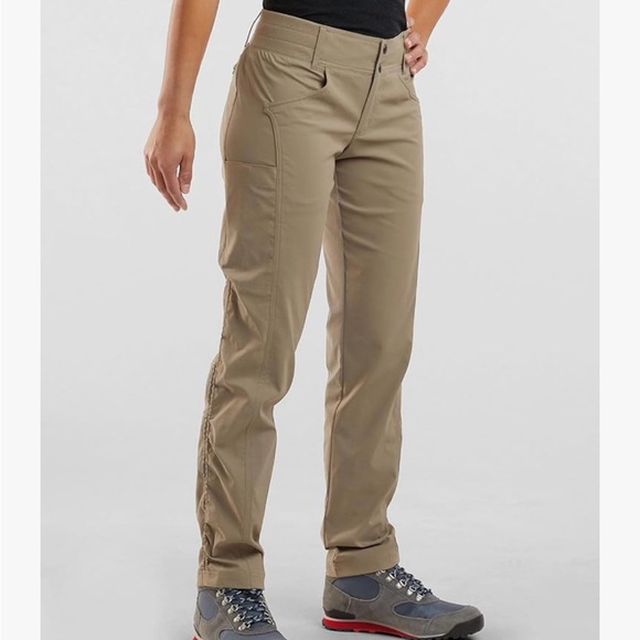 Title Nine hiking adjustable length pants - Picture 2 of 9